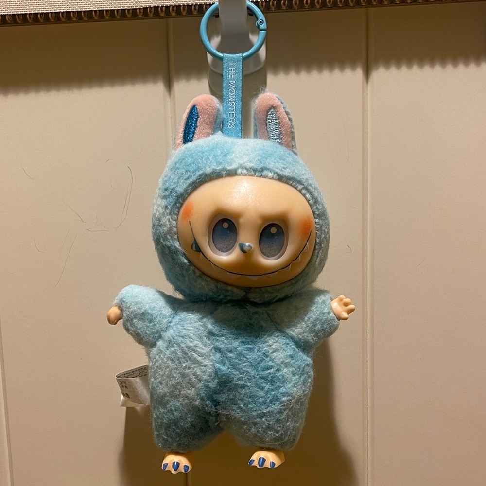 Pop Mart the monsters labubu